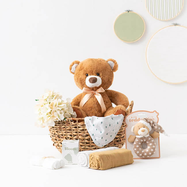 Baby Hamper Toby Luxe Gift Box Beige